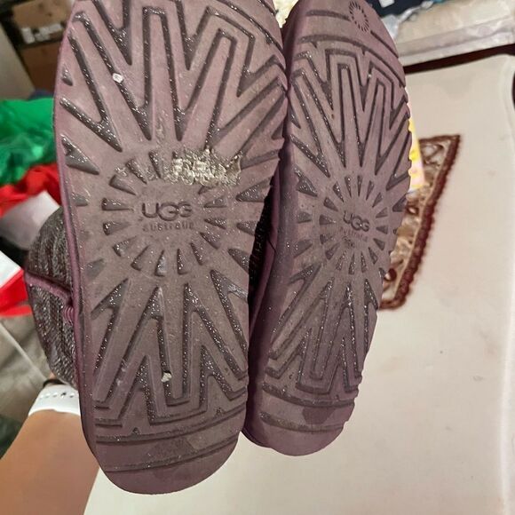 UGG Purple Port Short Sparkle Uggs- Size 5 - Picture 10 of 12
